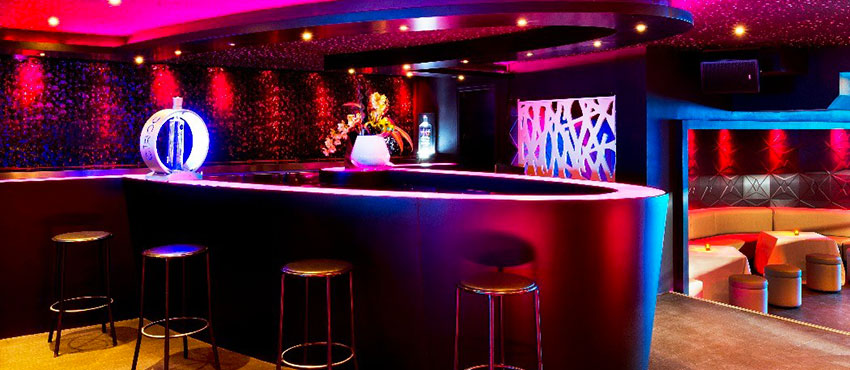 le duplex club parisien a privatiser