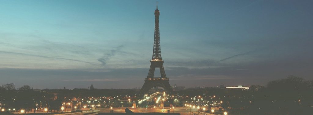 Activité Patinage le lundi 23 décembre à Paris, Eiffel on Ice est de retour ! Et si vous veniez patiner au pied de la Tour Eiffel ?