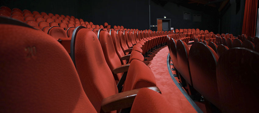 le théâtre rouge à privatiser pour vos conférences et séminaires